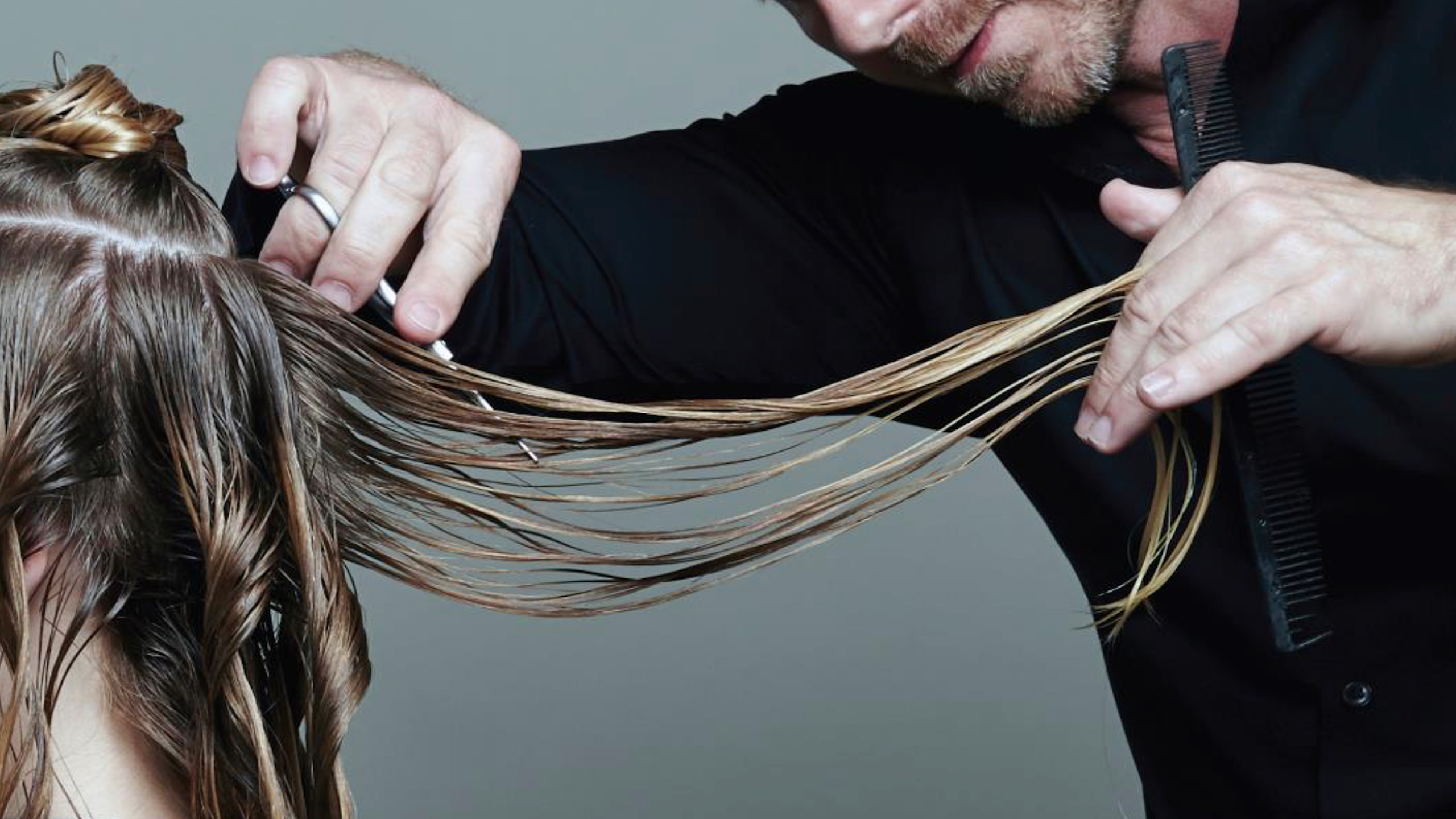 man cutting hair